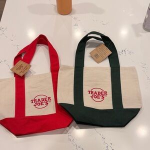 Trader Joe's Canvas Tote Bag Set - Red and Green